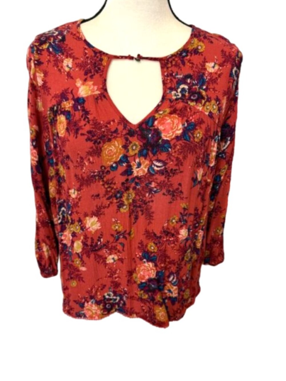 2/$30 American Eagle Outfitters Rust Floral Keyhole Blouse Size S #2439